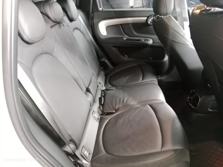Foto Mobil Bekas Kabin Belakang MINI Countryman 1.6 Cooper S tahun 2022