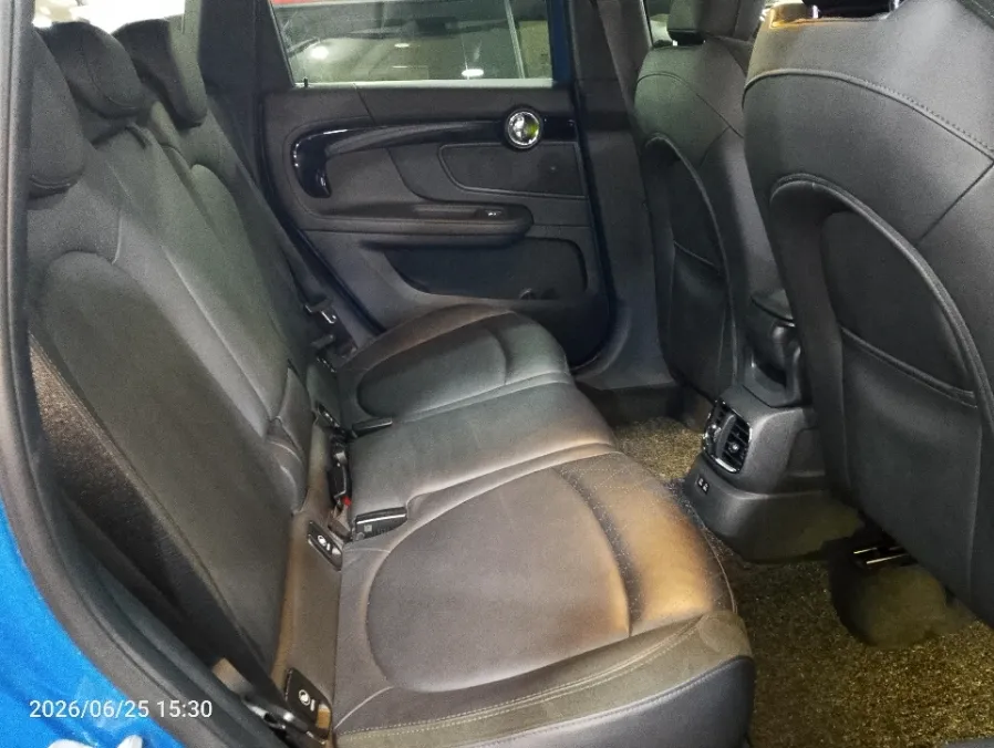 Foto Mobil Bekas Kabin Belakang MINI Countryman 2.0 tahun 2020