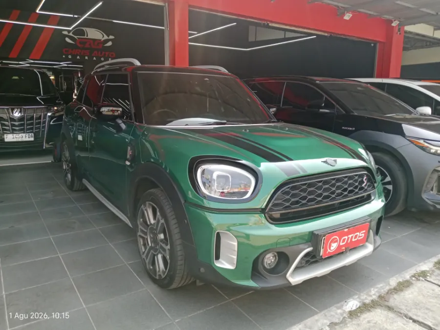 Foto Mobil Bekas Kanan Depan MINI Countryman 2.0 Cooper S tahun 2022