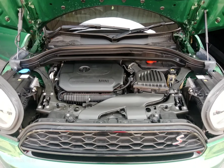 Foto Mobil Bekas Mesin MINI Countryman 2.0 Cooper S tahun 2022
