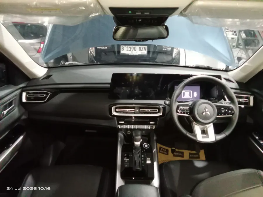 Foto Mobil Bekas Dashboard Mitsubishi Destinator 1.5 Exceed tahun 2025