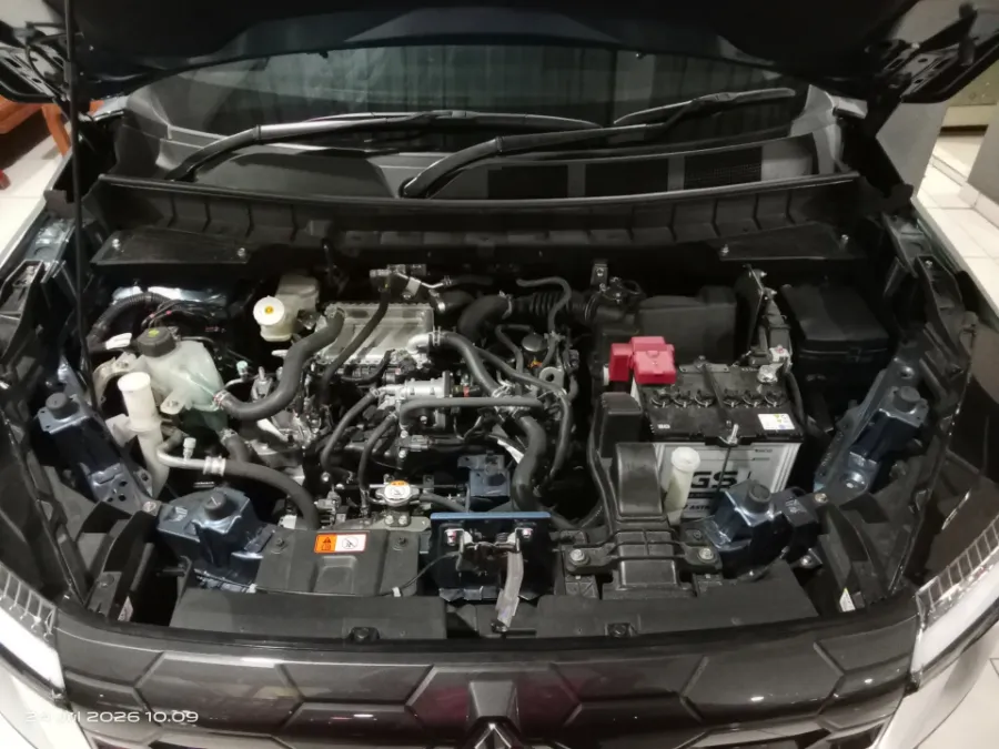 Foto Mobil Bekas Mesin Mitsubishi Destinator 1.5 Exceed tahun 2025
