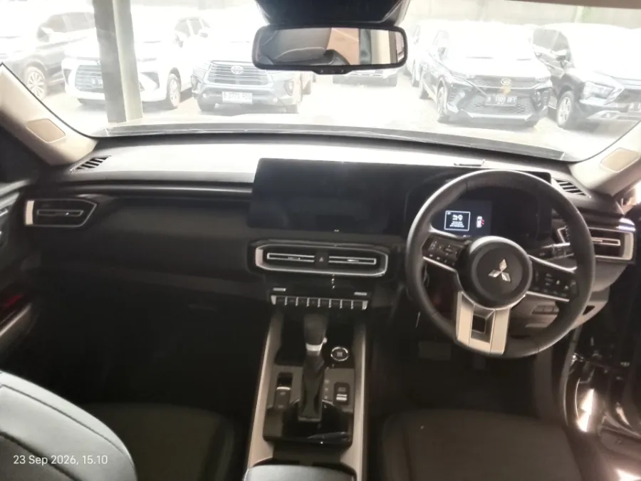 Foto Mobil Bekas Dashboard Mitsubishi Destinator 1.5 Ultimate tahun 2025