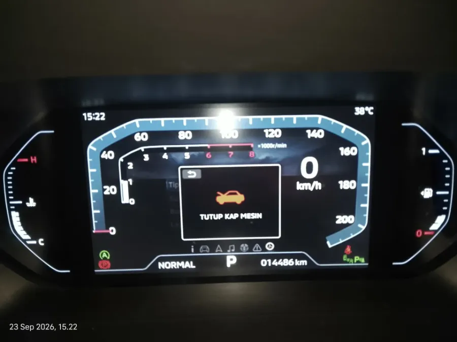 Foto Mobil Bekas Odometer Mitsubishi Destinator 1.5 Ultimate tahun 2025
