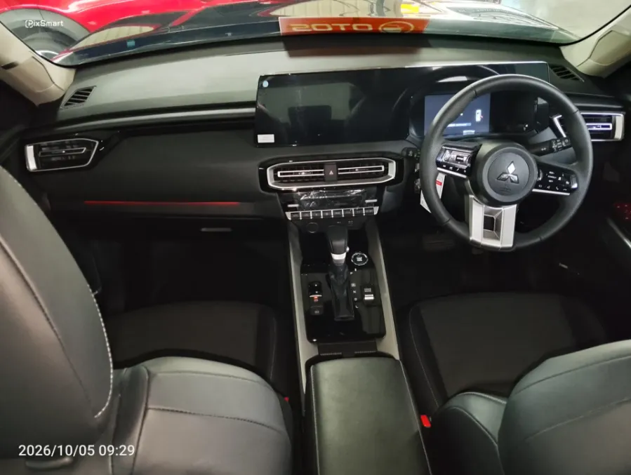 Foto Mobil Bekas Dashboard Mitsubishi Destinator 1.5 Ultimate Premium tahun 2025