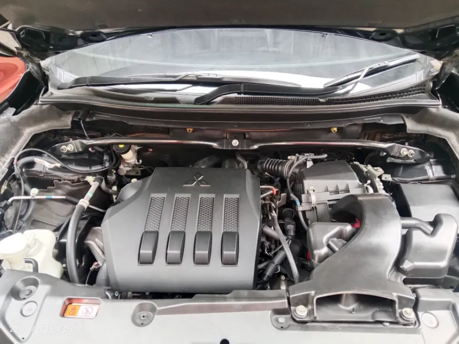 Foto Mobil Bekas Mesin Mitsubishi Eclipse Cross 1.5 Ultimate tahun 2019