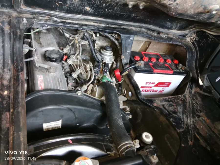 Foto Mobil Bekas Mesin Mitsubishi L300 2.5 tahun 2018