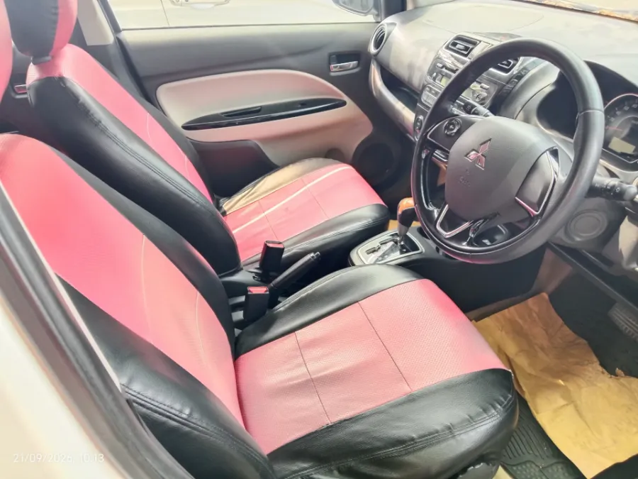 Foto Mobil Bekas Kabin Depan Mitsubishi Mirage 1.2 Exceed tahun 2016