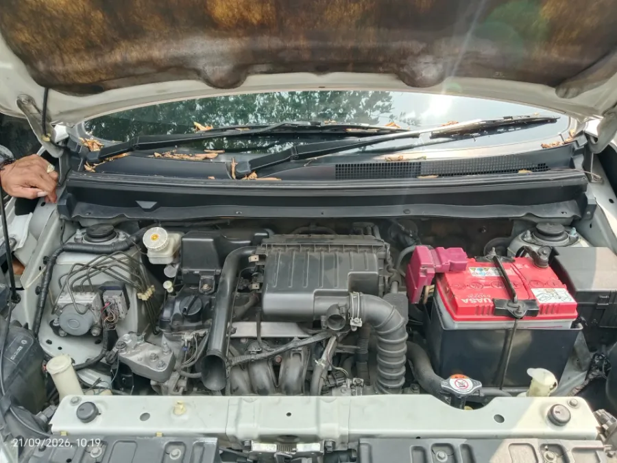 Foto Mobil Bekas Mesin Mitsubishi Mirage 1.2 Exceed tahun 2016