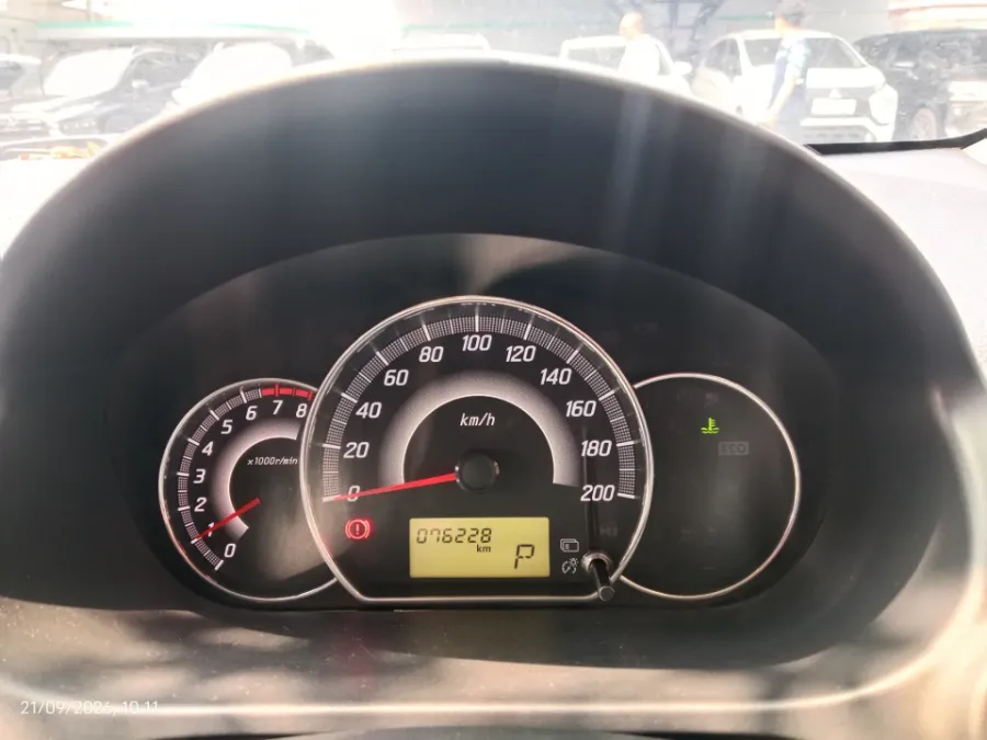 Foto Mobil Bekas Odometer Mitsubishi Mirage 1.2 Exceed tahun 2016