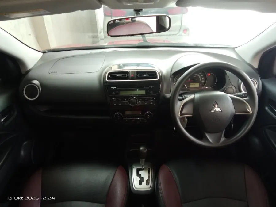 Foto Mobil Bekas Dashboard Mitsubishi Mirage 1.2 GLS tahun 2016