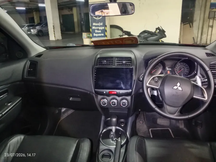 Foto Mobil Bekas Dashboard Mitsubishi Outlander 2.0 PX 4X2 tahun 2016