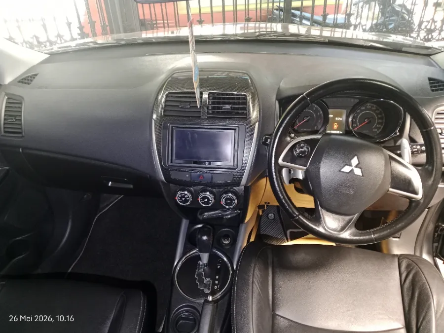 Foto Mobil Bekas Dashboard Mitsubishi Outlander Sport 2.0 PX tahun 2014