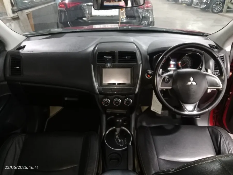 Foto Mobil Bekas Dashboard Mitsubishi Outlander Sport 2.0 PX tahun 2014