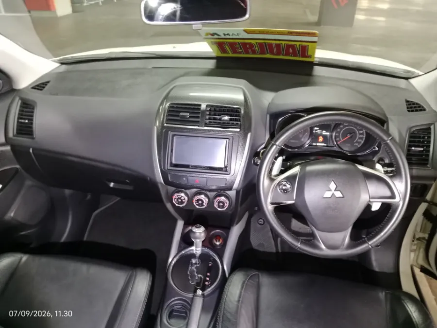 Foto Mobil Bekas Dashboard Mitsubishi Outlander Sport 2.0 PX tahun 2018