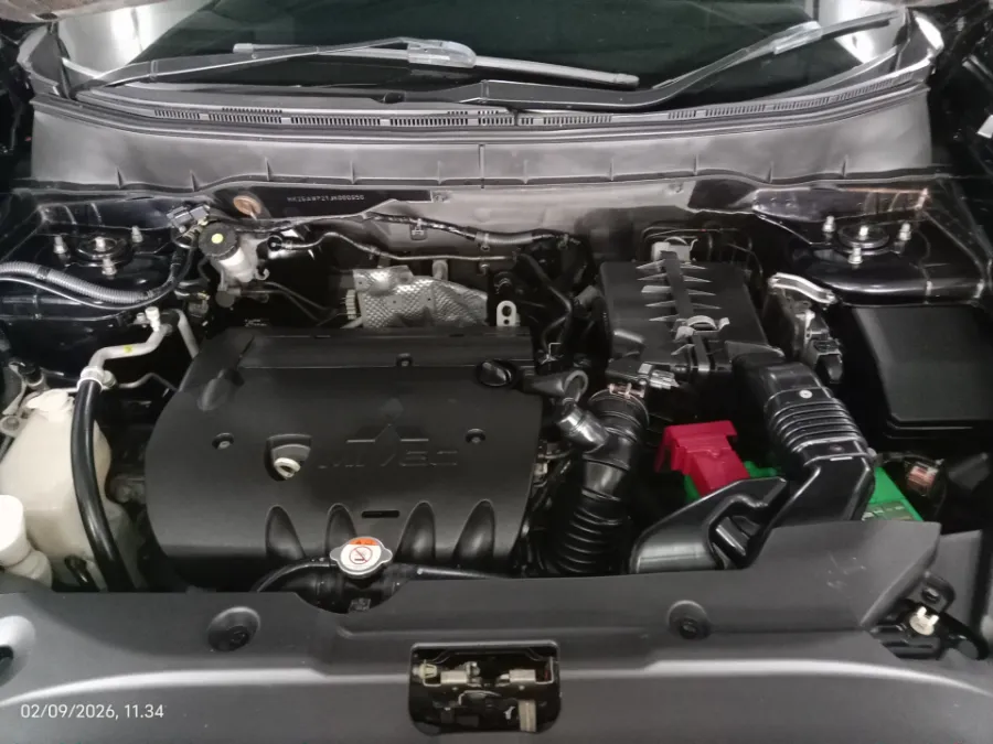 Foto Mobil Bekas Mesin Mitsubishi Outlander Sport 2.0 PX tahun 2018