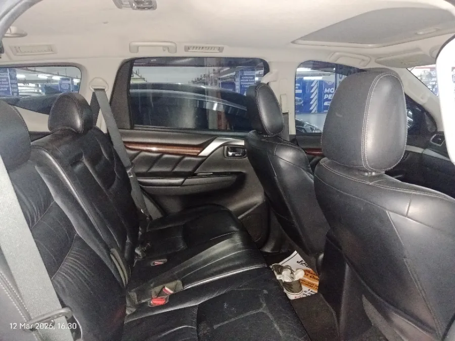Foto Mobil Bekas Kabin Belakang Mitsubishi Pajero Sport 2.4 Dakar tahun 2017
