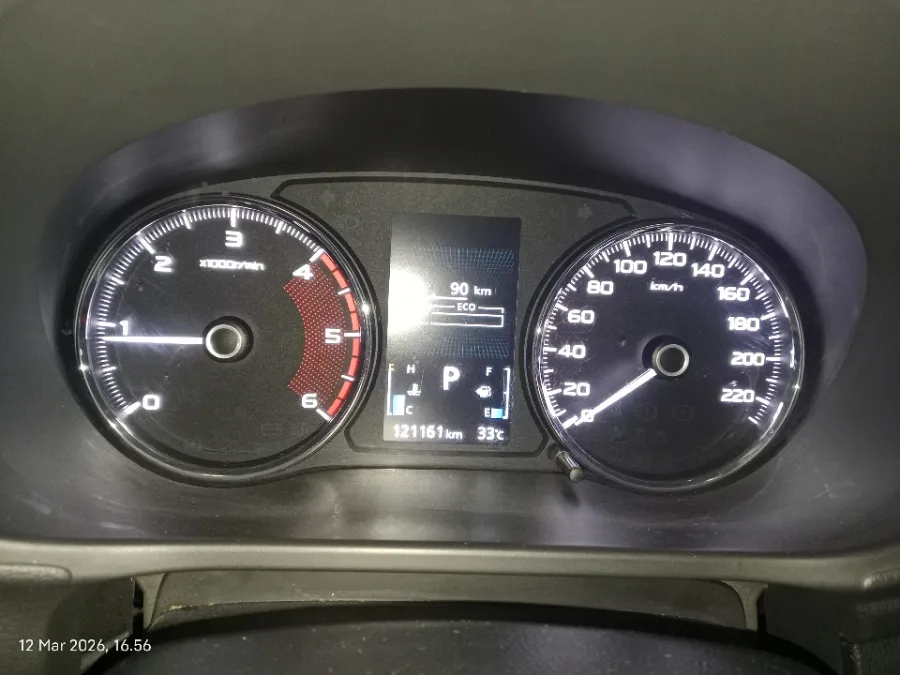 Foto Mobil Bekas Odometer Mitsubishi Pajero Sport 2.4 Dakar tahun 2017