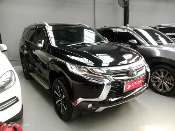 2018 Mitsubishi Pajero Sport 2.4 Dakar - Foto 1 dari 6