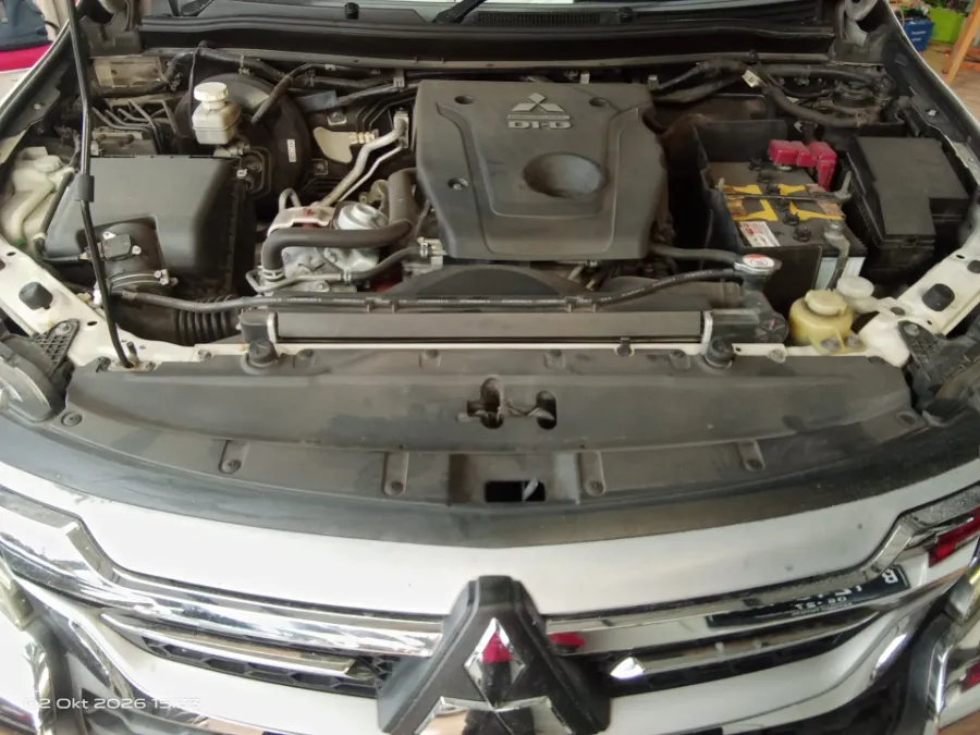Foto Mobil Bekas Mesin Mitsubishi Pajero Sport 2.4 Dakar tahun 2018