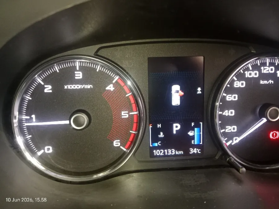 Foto Mobil Bekas Odometer Mitsubishi Pajero Sport 2.4 Dakar tahun 2018
