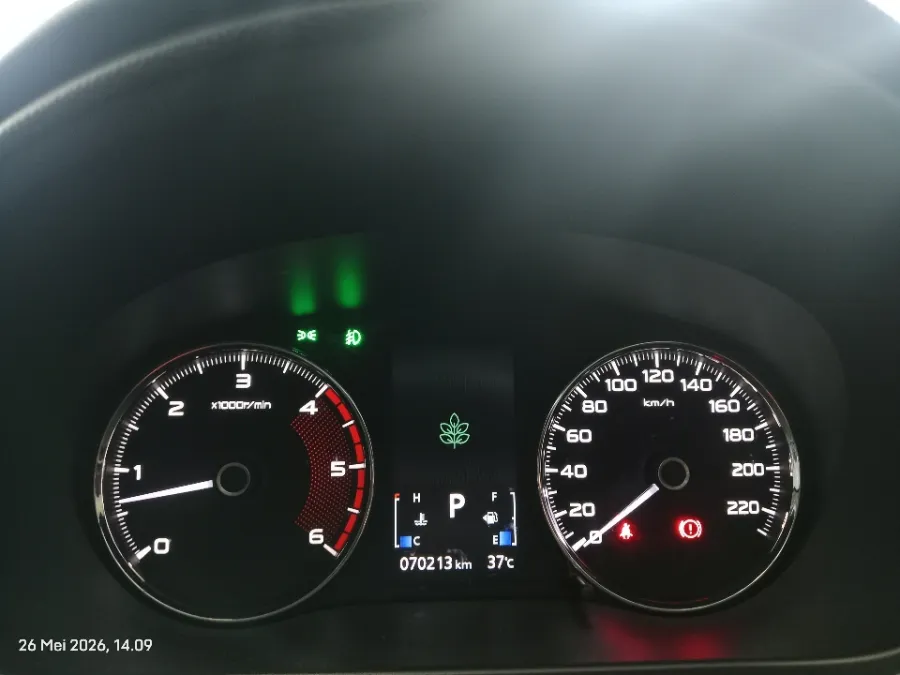 Foto Mobil Bekas Odometer Mitsubishi Pajero Sport 2.4 Dakar tahun 2019