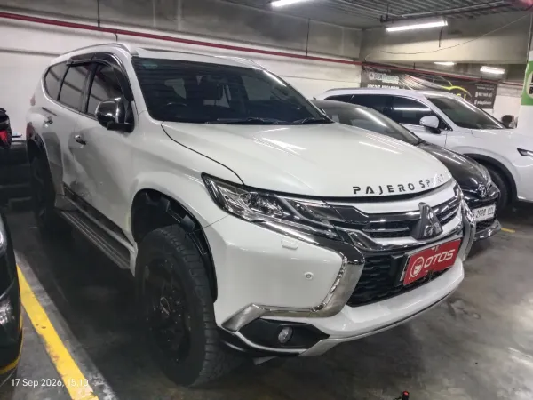 2020 Mitsubishi Pajero Sport 2.4 Dakar