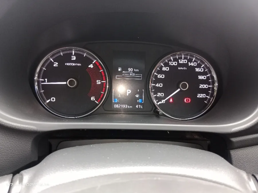 Foto Mobil Bekas Odometer Mitsubishi Pajero Sport 2.4 Dakar tahun 2020