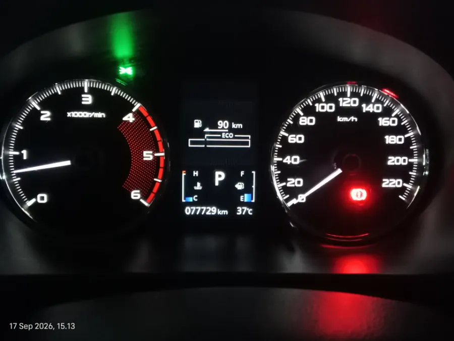 Foto Mobil Bekas Odometer Mitsubishi Pajero Sport 2.4 Dakar tahun 2020