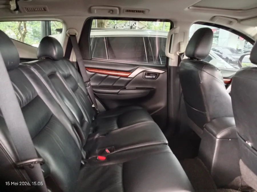 Foto Mobil Bekas Kabin Belakang Mitsubishi Pajero Sport 2.4 Dakar 4X2 tahun 2016