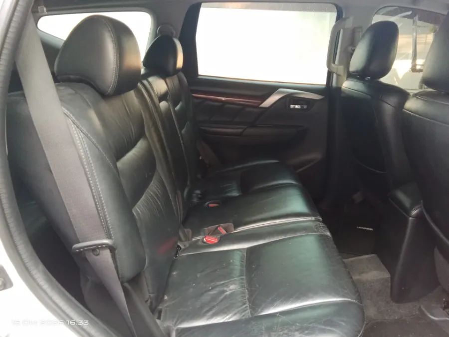 Foto Mobil Bekas Kabin Belakang Mitsubishi Pajero Sport 2.4 Dakar 4X2 tahun 2016