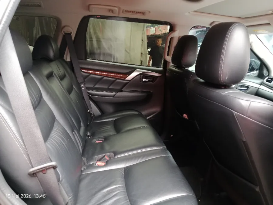 Foto Mobil Bekas Kabin Belakang Mitsubishi Pajero Sport 2.4 Dakar 4X2 tahun 2017