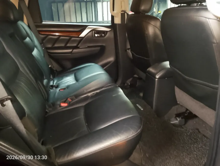 Foto Mobil Bekas Kabin Belakang Mitsubishi Pajero Sport 2.4 Dakar 4X2 tahun 2017