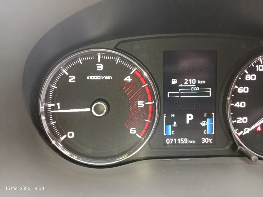 Foto Mobil Bekas Odometer Mitsubishi Pajero Sport 2.4 Dakar 4X2 tahun 2017