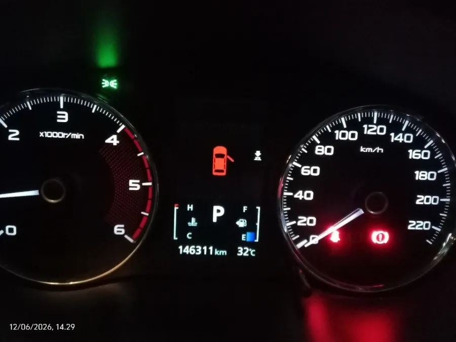 Foto Mobil Bekas Odometer Mitsubishi Pajero Sport 2.4 Dakar 4X2 tahun 2017