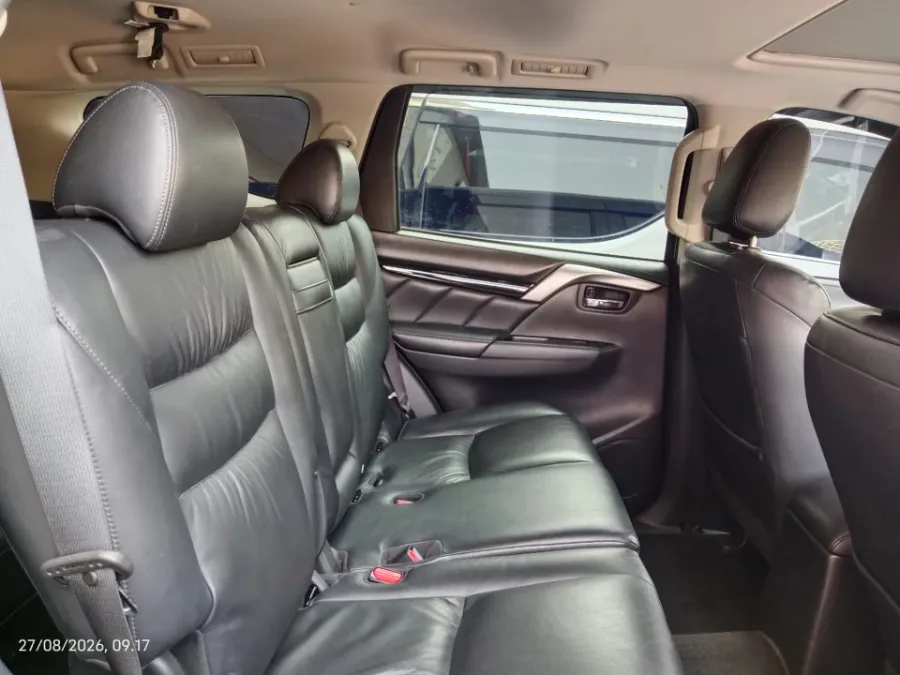 Foto Mobil Bekas Kabin Belakang Mitsubishi Pajero Sport 2.4 Dakar 4X2 tahun 2019