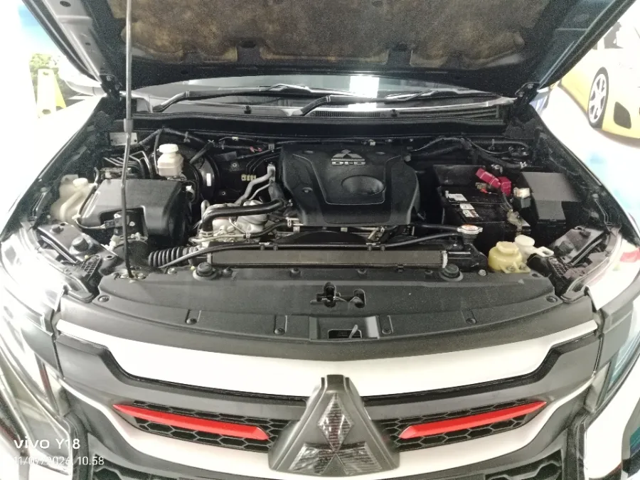 Foto Mobil Bekas Mesin Mitsubishi Pajero Sport 2.4 Dakar 4X2 tahun 2019