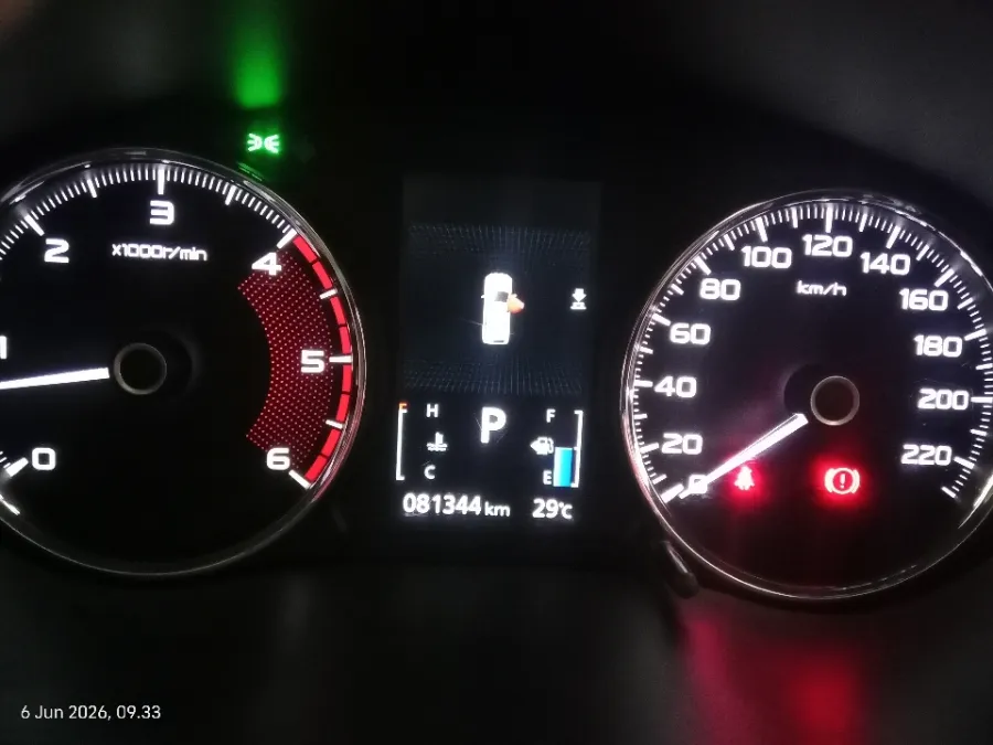 Foto Mobil Bekas Odometer Mitsubishi Pajero Sport 2.4 Dakar 4X2 tahun 2019