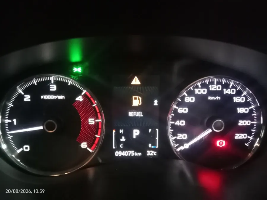 Foto Mobil Bekas Odometer Mitsubishi Pajero Sport 2.4 Dakar 4X2 tahun 2019
