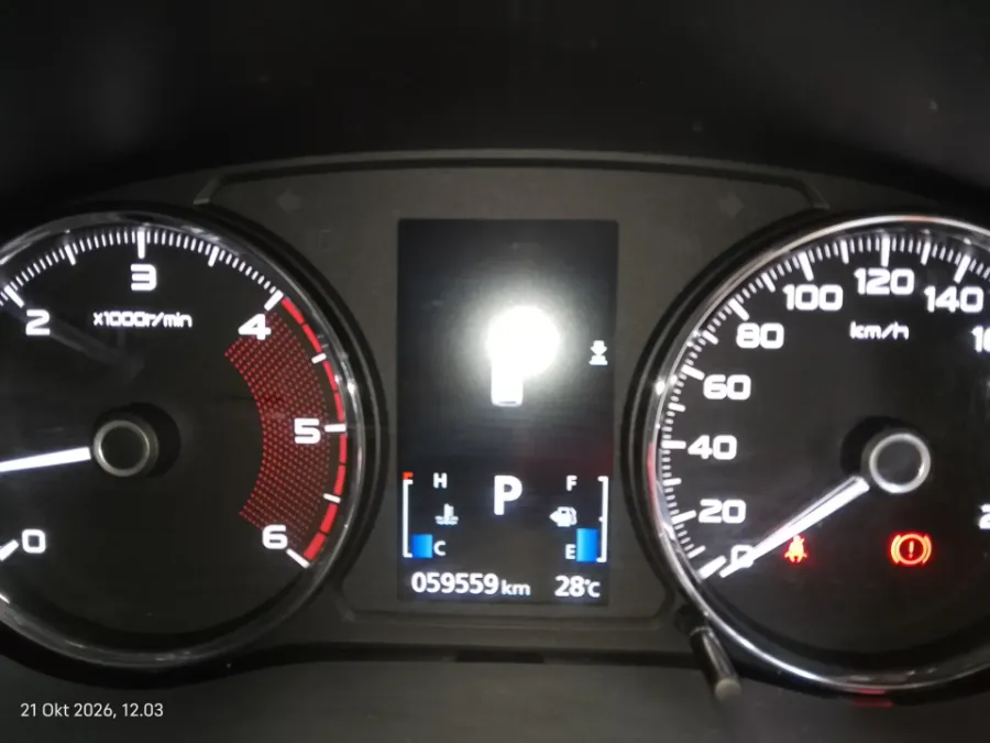 Foto Mobil Bekas Odometer Mitsubishi Pajero Sport 2.4 Dakar 4X2 tahun 2019