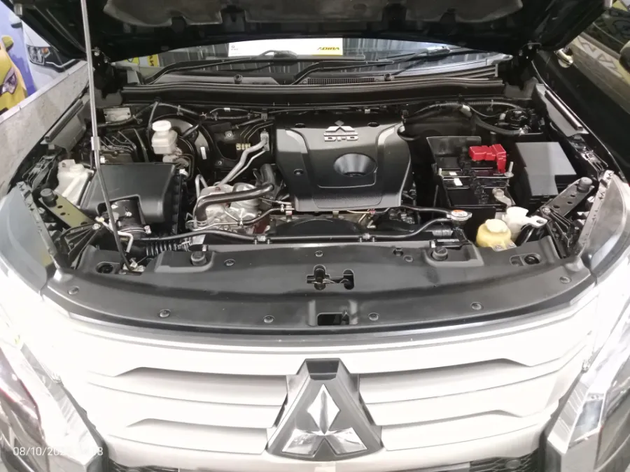 Foto Mobil Bekas Mesin Mitsubishi Pajero Sport 2.4 Dakar 4X2 tahun 2022