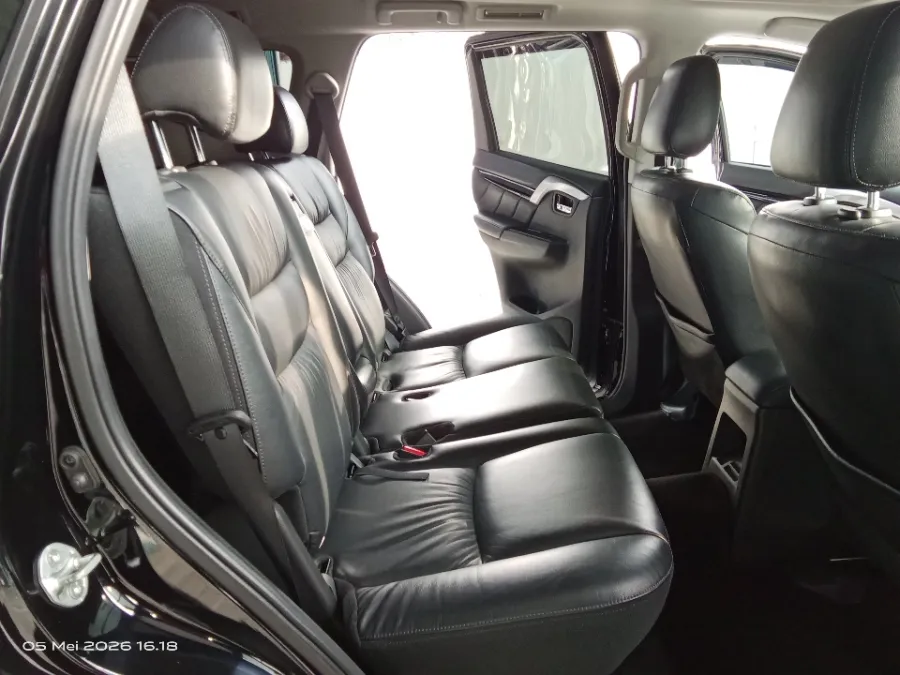 Foto Mobil Bekas Kabin Belakang Mitsubishi Pajero Sport 2.4 Dakar 4X2 tahun 2021