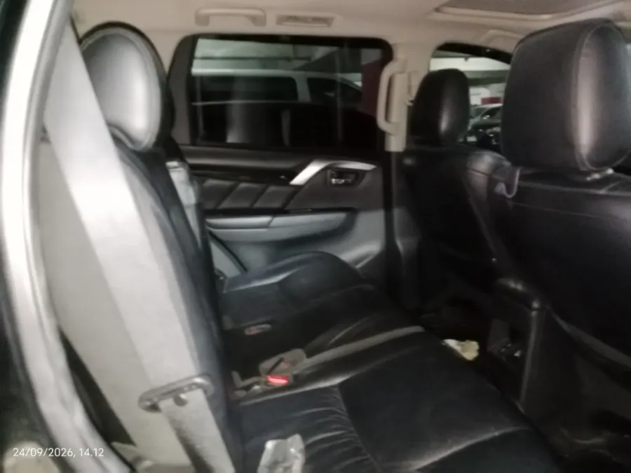 Foto Mobil Bekas Kabin Belakang Mitsubishi Pajero Sport 2.4 Dakar 4X2 tahun 2021