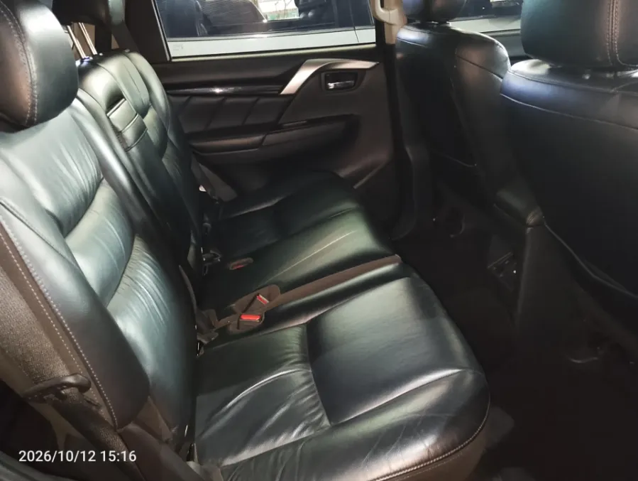 Foto Mobil Bekas Kabin Belakang Mitsubishi Pajero Sport 2.4 Dakar 4X2 tahun 2021