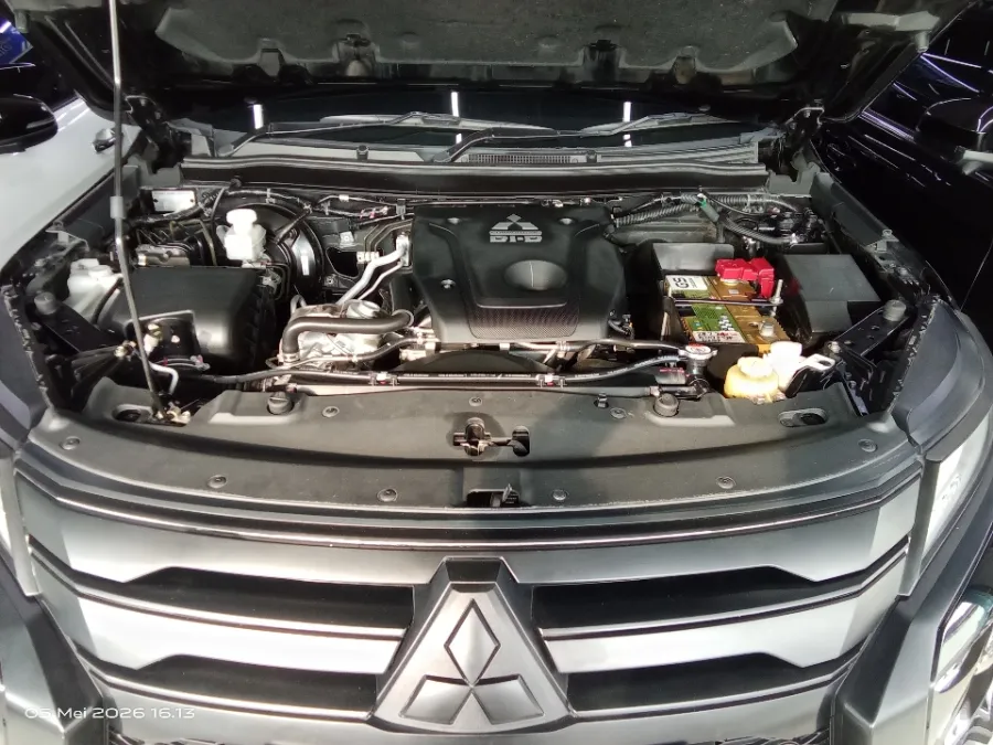 Foto Mobil Bekas Mesin Mitsubishi Pajero Sport 2.4 Dakar 4X2 tahun 2021