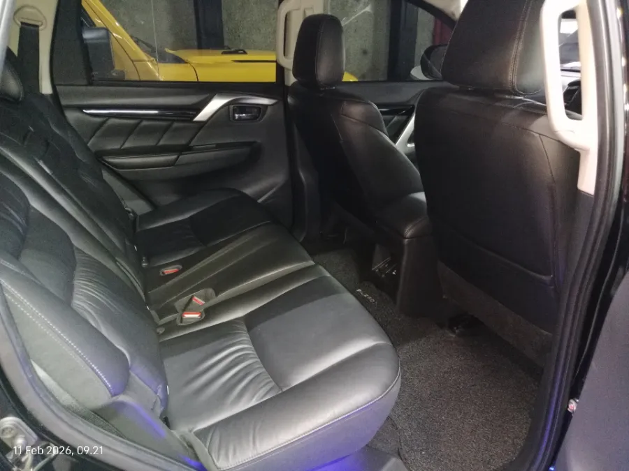 Foto Mobil Bekas Kabin Belakang Mitsubishi Pajero Sport 2.4 Dakar 4X2 tahun 2022