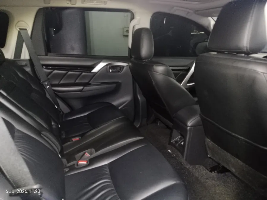 Foto Mobil Bekas Kabin Belakang Mitsubishi Pajero Sport 2.4 Dakar 4X2 tahun 2022