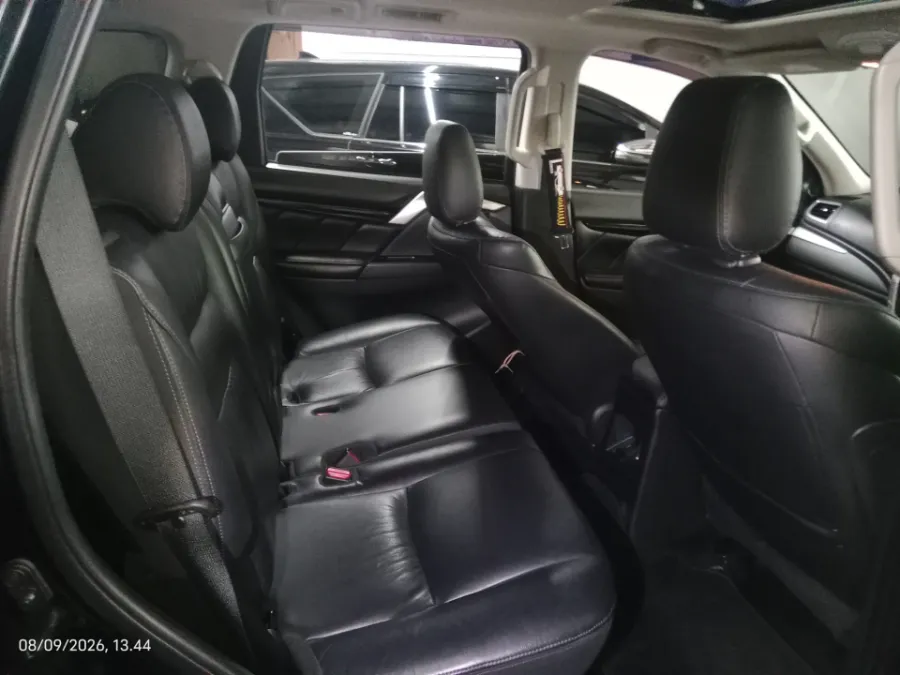 Foto Mobil Bekas Kabin Belakang Mitsubishi Pajero Sport 2.4 Dakar 4X2 tahun 2022