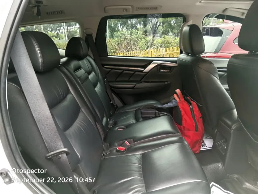Foto Mobil Bekas Kabin Belakang Mitsubishi Pajero Sport 2.4 Dakar 4X2 tahun 2022
