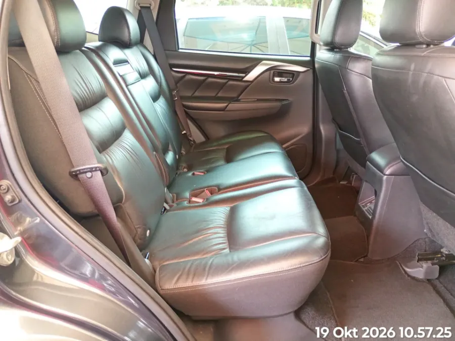 Foto Mobil Bekas Kabin Belakang Mitsubishi Pajero Sport 2.4 Dakar 4X2 tahun 2022